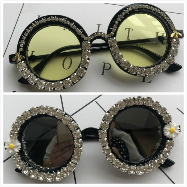 sunglasses 2pcs/lot night vision women diamond round mirrored eyewear small shades uv400 beauty beach eyeglasses sun glass, White;black
sunglasses 2pcs/lot night vision women diamond round mirrored eyewear small shades uv400 beauty beach eyeglasses sun glass, White;black
