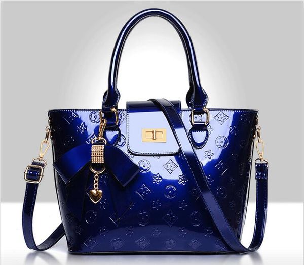 2020 new ladies luxury handbag fashion simple messenger bag shoulder bag ladies patent leather handbag wallet
2020 new ladies luxury handbag fashion simple messenger bag shoulder bag ladies patent leather handbag wallet