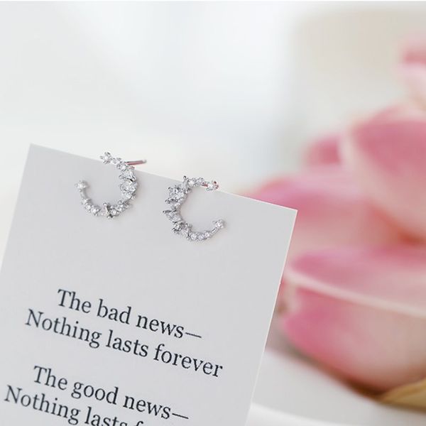 stud luxury colorful real jewelry moon with cubic zircon stone earrings fashion women favorites, Golden;silver
stud luxury colorful real jewelry moon with cubic zircon stone earrings fashion women favorites, Golden;silver