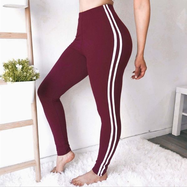 2020 women's pants european and american fashion female slim fit camouflage yoga pants leggings om8843, Black;white
2020 women's pants european and american fashion female slim fit camouflage yoga pants leggings om8843, Black;white