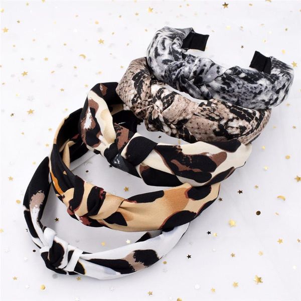 hair bands leopord pattern headband autumn and winter corduroy bow hair bands fabric cross knot headband, Silver
hair bands leopord pattern headband autumn and winter corduroy bow hair bands fabric cross knot headband, Silver