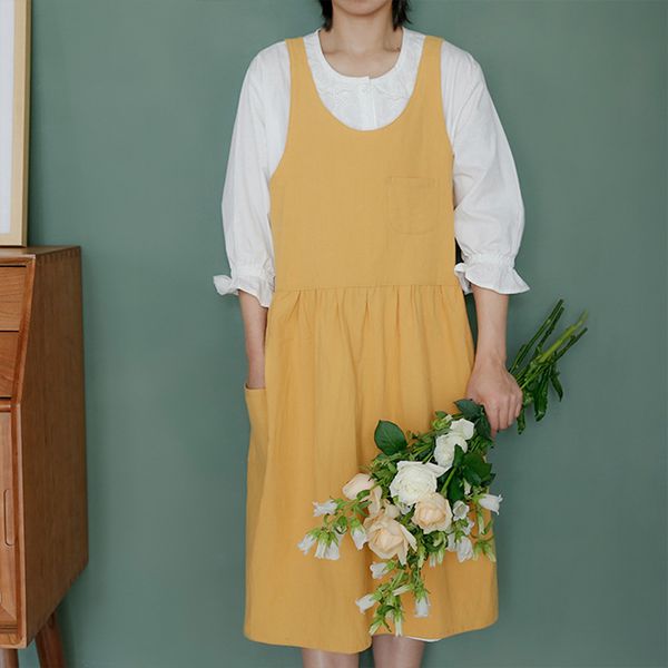 aprons cotton linen pleated apron solid-color flower shop coffee overalls rice style 2021
aprons cotton linen pleated apron solid-color flower shop coffee overalls rice style 2021