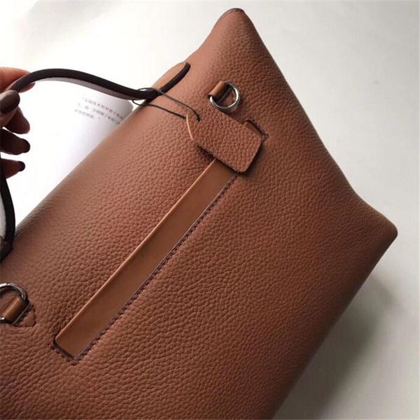 brand lady fashion luxury designer woman bags classic casual handbag fashion classic retro bag tote bags
brand lady fashion luxury designer woman bags classic casual handbag fashion classic retro bag tote bags