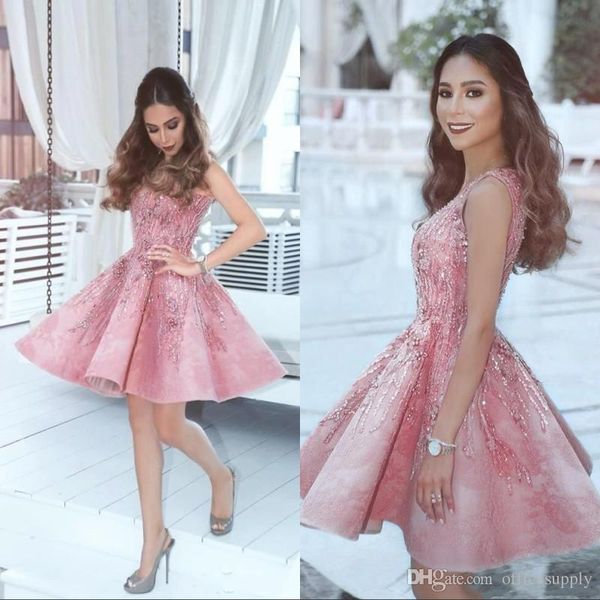 2020 New Short Pink Beads Lace Homecoming Dresses V Neck Sleeveless A Line Autumn Graduation Dresses Arabic Cocktail Gowns
2020 New Short Pink Beads Lace Homecoming Dresses V Neck Sleeveless A Line Autumn Graduation Dresses Arabic Cocktail Gowns