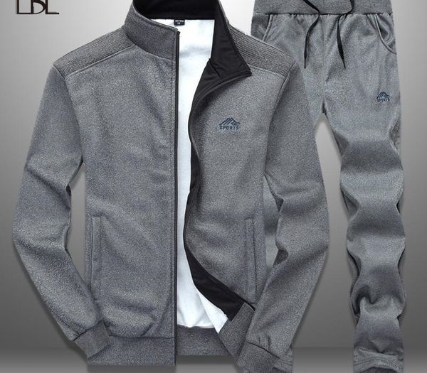 lbl sportswear tracksuit men spring autumn mens track suits 2020 two pcs sweat suit zipper jacket+sweatpants male brand clothing cx200730, Gray
lbl sportswear tracksuit men spring autumn mens track suits 2020 two pcs sweat suit zipper jacket+sweatpants male brand clothing cx200730, Gray
