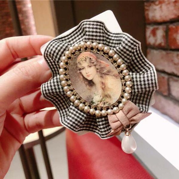 wholesale korea fashion crystal pearl number 5 corsage brooches black white plaid brooch pins women girl wedding brooch jewelry support mix, Gray
wholesale korea fashion crystal pearl number 5 corsage brooches black white plaid brooch pins women girl wedding brooch jewelry support mix, Gray