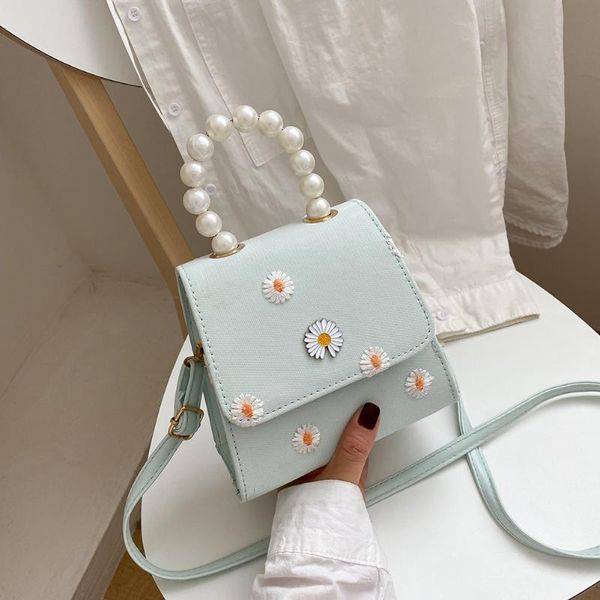 pearl leather crossbody bags for women 2020 summer daisy flower small shoulder bag designer female elegant messenger bag totes
pearl leather crossbody bags for women 2020 summer daisy flower small shoulder bag designer female elegant messenger bag totes