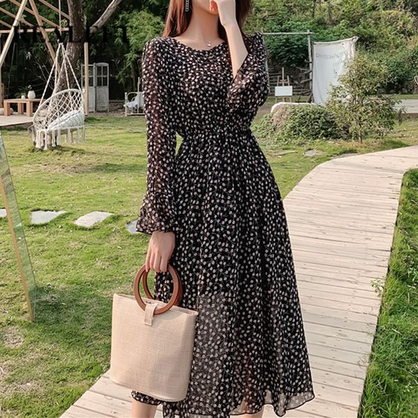 realeft new 2020 summer bohemian o-neck women dress butterfly sleeve elastic waist floral printed chiffon dresses vestidos femme, Black;gray
realeft new 2020 summer bohemian o-neck women dress butterfly sleeve elastic waist floral printed chiffon dresses vestidos femme, Black;gray