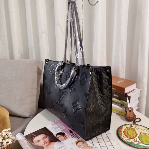 luxury classic designer bags love heart v wave pattern satchel handbags with handle shoulder bag chain crossbody purse shopping tote bags 47, Blue;gray
luxury classic designer bags love heart v wave pattern satchel handbags with handle shoulder bag chain crossbody purse shopping tote bags 47, Blue;gray