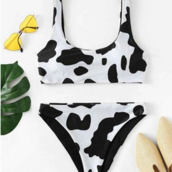womens fashion swimwear summer styles halter bathing suit two piece cow pattern trendy swimsuit bikini active new clothes, White;black
womens fashion swimwear summer styles halter bathing suit two piece cow pattern trendy swimsuit bikini active new clothes, White;black