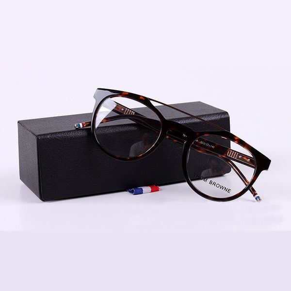 2020 computer eyeglasses men women round vintage glasses frame computer eyewear myopia oculos with original case, Black
2020 computer eyeglasses men women round vintage glasses frame computer eyewear myopia oculos with original case, Black