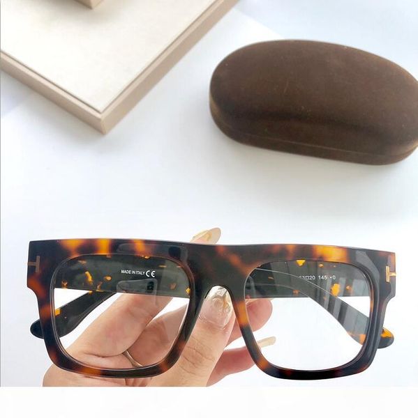 new eyeglasses frame women men designer eyeglass frames designer eyeglasses frame clear lens glasses frame oculos 5634 with box, Silver
new eyeglasses frame women men designer eyeglass frames designer eyeglasses frame clear lens glasses frame oculos 5634 with box, Silver