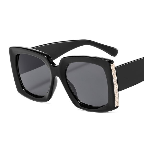 new fashion big box fan color sunglasses men and women anti-ultraviolet eyewear designer trend selling glasses, White;black
new fashion big box fan color sunglasses men and women anti-ultraviolet eyewear designer trend selling glasses, White;black