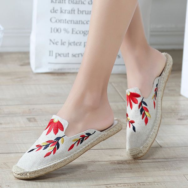 2020 women sandals shoes embroidered half slippers flip flops slip on canvas shoes mule slippers flat shoe woman sapato feminino, Black
2020 women sandals shoes embroidered half slippers flip flops slip on canvas shoes mule slippers flat shoe woman sapato feminino, Black