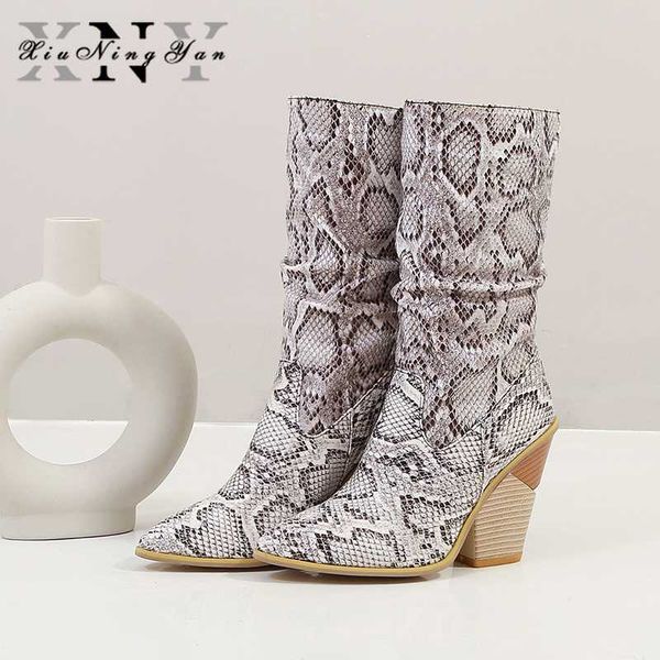 xiuningyan new arrival women's boots soft leather winter shoes woman female mid calf boots handmade casual shoes plus size 34-48, Black
xiuningyan new arrival women's boots soft leather winter shoes woman female mid calf boots handmade casual shoes plus size 34-48, Black