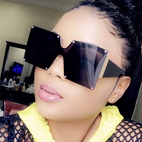 fashion 2020 new ladies square sunglasses women goggle shades vintage brand designer oversized sun glasses for female men l8st, White;black
fashion 2020 new ladies square sunglasses women goggle shades vintage brand designer oversized sun glasses for female men l8st, White;black