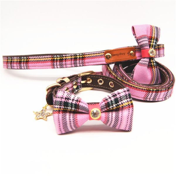 Cute Pet Puppy Leashes Exquisite Workmanship Pink Plaid printed Collars High Tenacity Mental Bukle Leashes Two-piece Set
Cute Pet Puppy Leashes Exquisite Workmanship Pink Plaid printed Collars High Tenacity Mental Bukle Leashes Two-piece Set