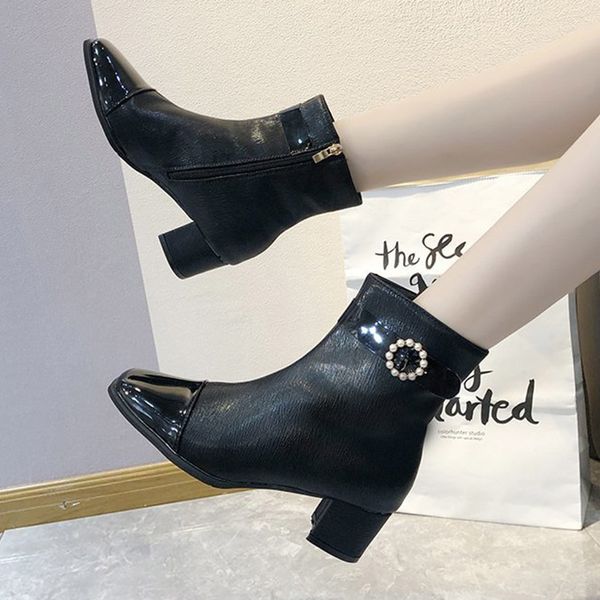 boots women ankle pearl buckle dress shoes 2021 winter fashion bead booties ladies square heeled botas mujer 8592l, Black
boots women ankle pearl buckle dress shoes 2021 winter fashion bead booties ladies square heeled botas mujer 8592l, Black