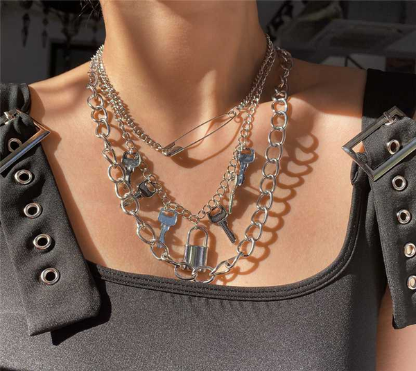 fashion key padlock pendant necklaces for women lock necklace layered chain on the neck hiphop punk 2020 fashion jewelry female, Silver
fashion key padlock pendant necklaces for women lock necklace layered chain on the neck hiphop punk 2020 fashion jewelry female, Silver