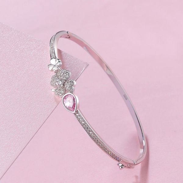 s925 sterling silver bracelet clover female fashion lucky crystal diamond heart-shaped silver bracelet for friends
s925 sterling silver bracelet clover female fashion lucky crystal diamond heart-shaped silver bracelet for friends