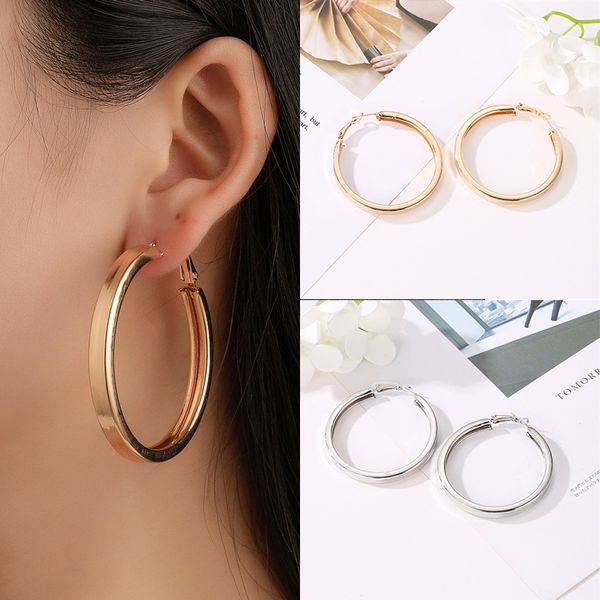 fashion classic big circle earrings exaggerated punk style street shooting nightclub fashion earrings, Golden;silver
fashion classic big circle earrings exaggerated punk style street shooting nightclub fashion earrings, Golden;silver