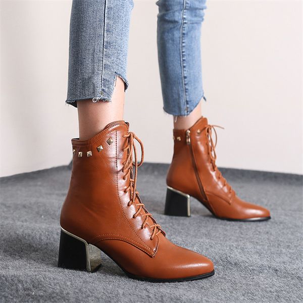 boots 2021autumn winter fashion women lace up square heel ankle lady comfort pointed tow rivet black
boots 2021autumn winter fashion women lace up square heel ankle lady comfort pointed tow rivet black