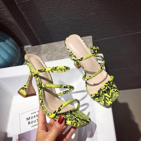 lanlojer 2020 new snake pattern women pumps slippers sandals shoes high cup heels ladies slippers open toe mules slides, Black
lanlojer 2020 new snake pattern women pumps slippers sandals shoes high cup heels ladies slippers open toe mules slides, Black