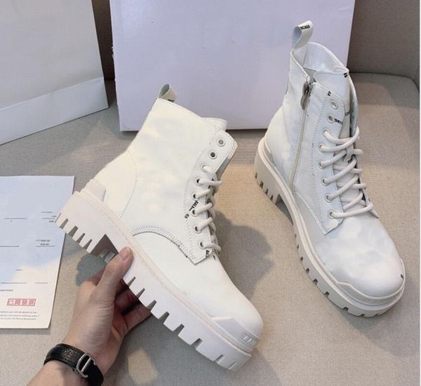 genuine nubuck leather women luxury martin boots thick soles letter printed spring autumn british style short boots side zipper designer, Black
genuine nubuck leather women luxury martin boots thick soles letter printed spring autumn british style short boots side zipper designer, Black