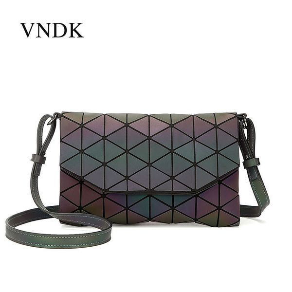 leather luggage tag2020 women bag 2020 new style fashion luminous geometric rhombus bag laser rhombus bag messenger female factory whole
leather luggage tag2020 women bag 2020 new style fashion luminous geometric rhombus bag laser rhombus bag messenger female factory whole