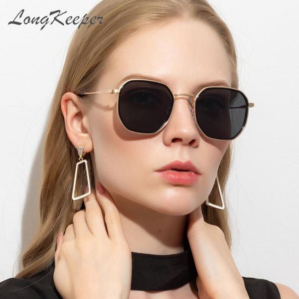 longkeeper vintage irregular sunglasses women 2020 metal sun glasses transparent lens men eyewear uv400 oculos masculino, White;black
longkeeper vintage irregular sunglasses women 2020 metal sun glasses transparent lens men eyewear uv400 oculos masculino, White;black