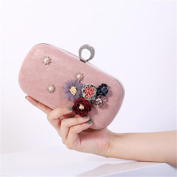2020 women handmade flowers evening clutch bags wedding banquet purse for ladies diamond ring wallets with chain mn1579
2020 women handmade flowers evening clutch bags wedding banquet purse for ladies diamond ring wallets with chain mn1579