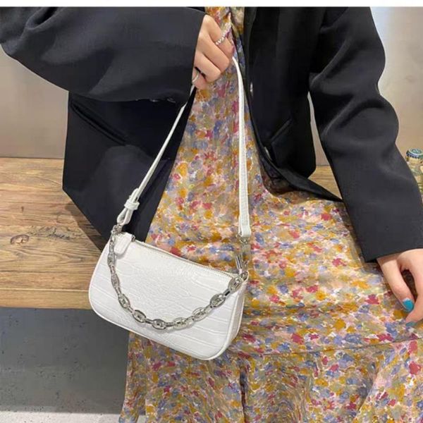 мода женщина багет сумка мини сумка плеча винтажной женская сумка крокодил pattern женские подмышки сумка кошелек сцепление
мода женщина багет сумка мини сумка плеча винтажной женская сумка крокодил pattern женские подмышки сумка кошелек сцепление