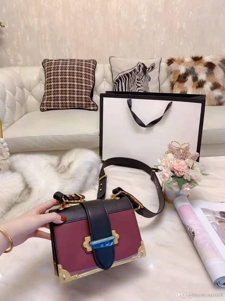 2020 new fashionable and all-around retro leather women's small square bag with slant hanging bag and
2020 new fashionable and all-around retro leather women's small square bag with slant hanging bag and
