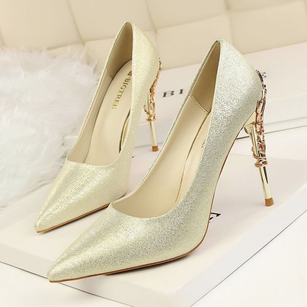 shoes women 2020 classics high heels metal carved heel 10cm wedding praty pumps fashion female pointed toe elegant, Black
shoes women 2020 classics high heels metal carved heel 10cm wedding praty pumps fashion female pointed toe elegant, Black