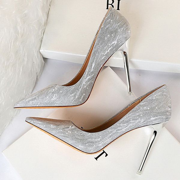 2020 women 7.5cm .5cm high heels wedding bridal pumps stiletto lady fetish low heels shoes crystal scarpins stripper pumps, Black
2020 women 7.5cm .5cm high heels wedding bridal pumps stiletto lady fetish low heels shoes crystal scarpins stripper pumps, Black