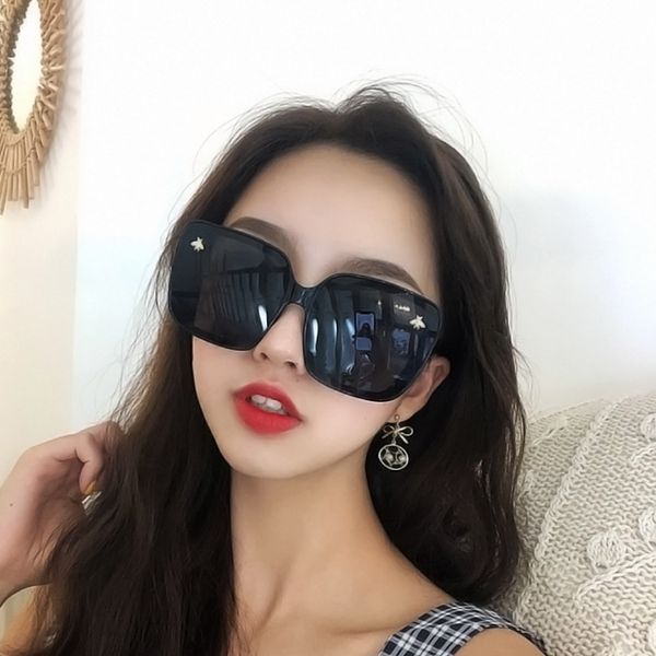 2020 vintage square bee sunglasses women luxury designer brand oversized sun glasses female eyewear alloy oculos uv400 glasses, White;black
2020 vintage square bee sunglasses women luxury designer brand oversized sun glasses female eyewear alloy oculos uv400 glasses, White;black