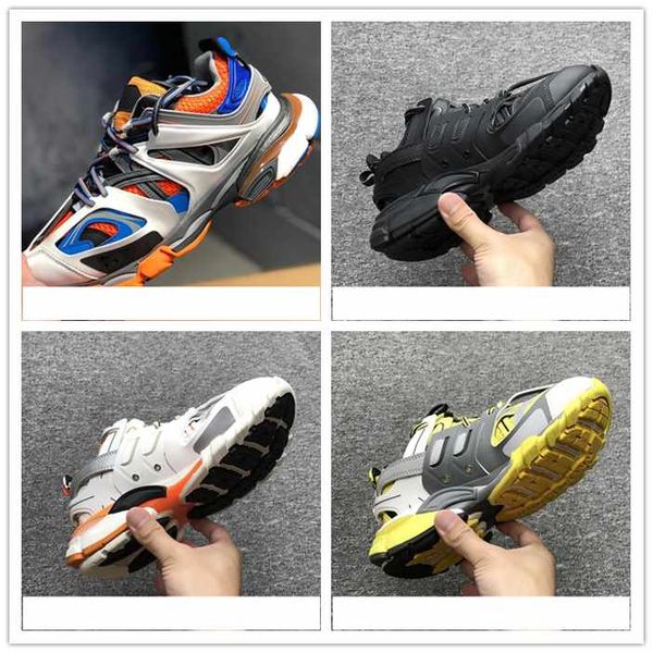 autumn and winter causal shoes paris fashion triple s 4.0 track.2 trainer women men shoes gray black and white size 36-45
autumn and winter causal shoes paris fashion triple s 4.0 track.2 trainer women men shoes gray black and white size 36-45