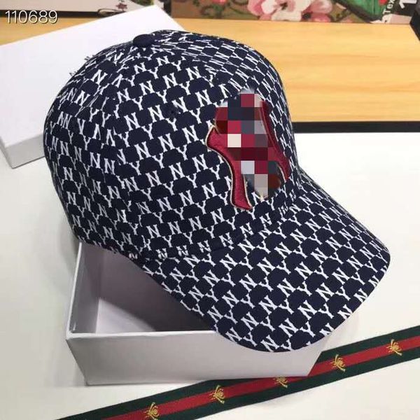 the new embroidered baseball cap, cap and cap instagram trend in 2020 is versatile and fashionable, Blue;gray
the new embroidered baseball cap, cap and cap instagram trend in 2020 is versatile and fashionable, Blue;gray