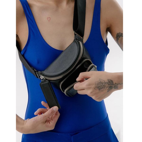 дизайнер balck lady sexy crossbody кожа талия ноги сумка женщины кожа мотоцикл ноги сумка мужских малые ноги пояс талия обновление свободной
дизайнер balck lady sexy crossbody кожа талия ноги сумка женщины кожа мотоцикл ноги сумка мужских малые ноги пояс талия обновление свободной