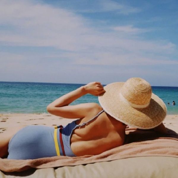 foreign trade original straw hat summer female french elegant retro hepburn shade vacation beach straw hat baby beach hats, Blue;gray 
foreign trade original straw hat summer female french elegant retro hepburn shade vacation beach straw hat baby beach hats, Blue;gray