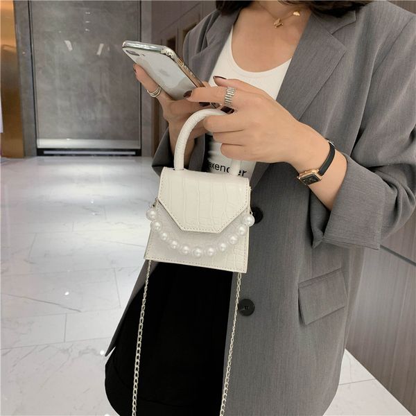mini bag women 2020 new fashion shoulder bag korean chain messenger pearl portable small square
mini bag women 2020 new fashion shoulder bag korean chain messenger pearl portable small square