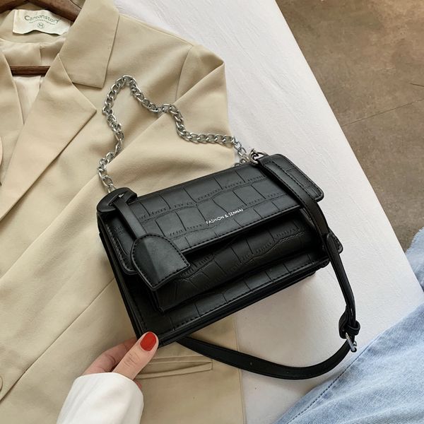 fashion chain bag ladies messenger bag casual shoulder small square mobile phone solid color female wallet
fashion chain bag ladies messenger bag casual shoulder small square mobile phone solid color female wallet