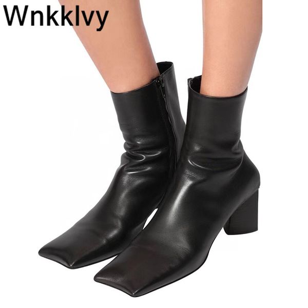 curved square toe short boots women chunky high heel genuine leather retro ankle boots autumn runway desgin shoes female botas, Black
curved square toe short boots women chunky high heel genuine leather retro ankle boots autumn runway desgin shoes female botas, Black