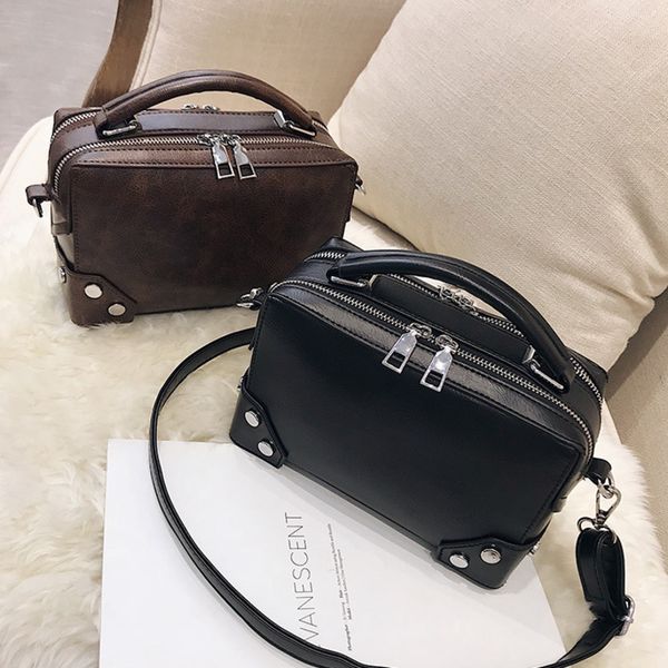 female tote rivet leather crossbody bags for women 2020 handbags designer sac a main ladies hand shoulder messenger bag
female tote rivet leather crossbody bags for women 2020 handbags designer sac a main ladies hand shoulder messenger bag