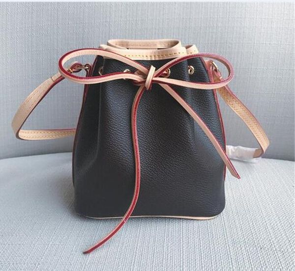 messenger shopping string bucket leather nano bag highest exquisite noé bags shoulder bag ladies quality fashion designer mini 413 cqpt, Red;black
messenger shopping string bucket leather nano bag highest exquisite noé bags shoulder bag ladies quality fashion designer mini 413 cqpt, Red;black