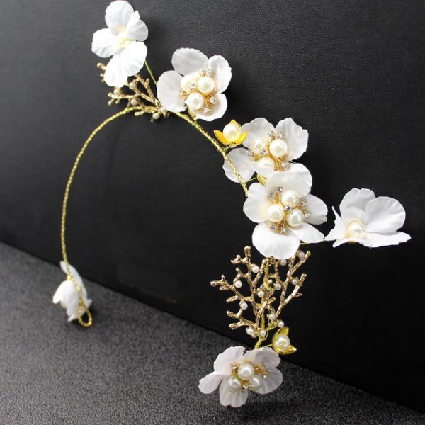 bridal wedding hair accessories ornaments flower girl headband crown for girls birthday crystal tiara floral jewelry headpiece, Golden;silver
bridal wedding hair accessories ornaments flower girl headband crown for girls birthday crystal tiara floral jewelry headpiece, Golden;silver