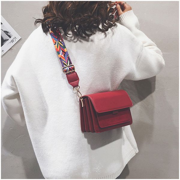 2020 fashion trend women's small square envelope messenger bag double shoulder belt color woven shoulder belt
2020 fashion trend women's small square envelope messenger bag double shoulder belt color woven shoulder belt