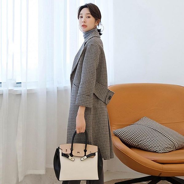 women 2020 new autumn winter wool plaid coat female fashion casual long woolen coat lapel single button wool jacket outwear t214, Black
women 2020 new autumn winter wool plaid coat female fashion casual long woolen coat lapel single button wool jacket outwear t214, Black