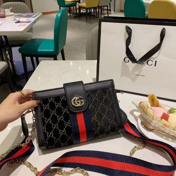 топ luxury design bao для женщины бархат плюс кожаная сумка высокого качества сплава мешок моды аксессуары питания, Silver
топ luxury design bao для женщины бархат плюс кожаная сумка высокого качества сплава мешок моды аксессуары питания, Silver