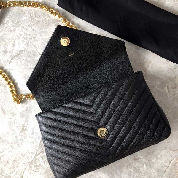 2020 classical handbags famous handbags high-quality female shoulder handbags color feminine clutches shopping messenger bags size 24 cm
2020 classical handbags famous handbags high-quality female shoulder handbags color feminine clutches shopping messenger bags size 24 cm